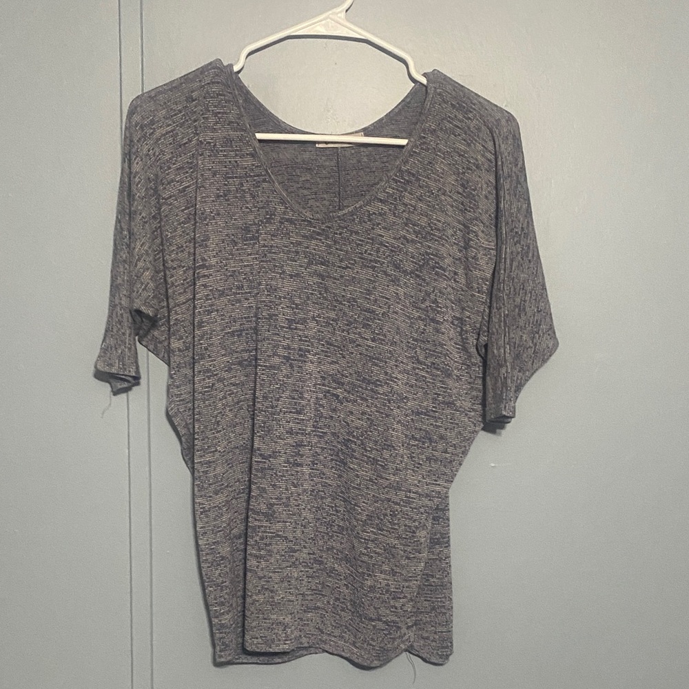 Aiden Heather Gray Women's Short Sleeve Top